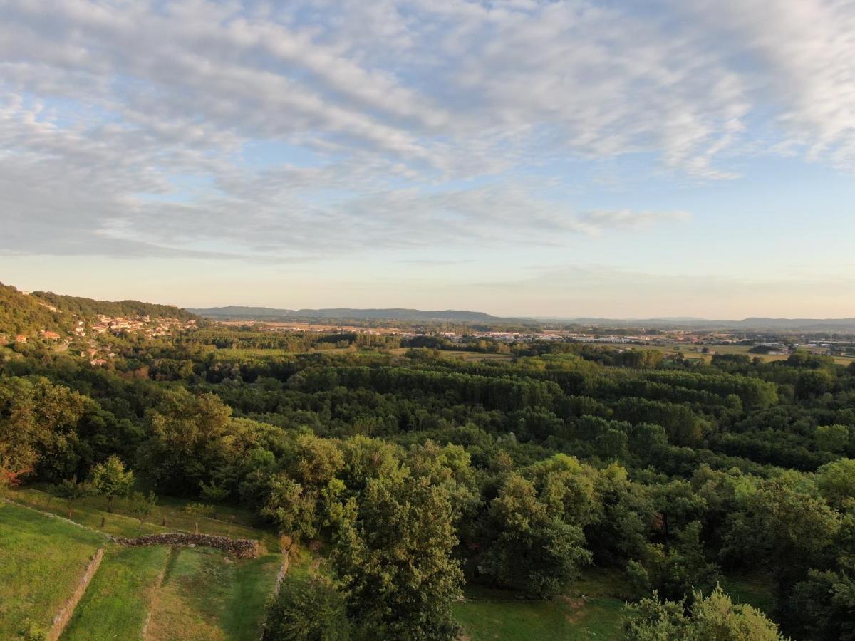 Residenza Di Campagna Aparthotel Chiaverano Bagian luar foto